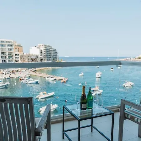 Luxury Sea View In Prime Location Daire *