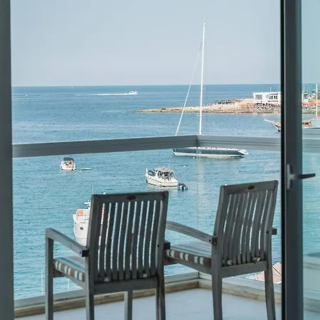 Lägenhet Luxury Sea View In Prime Location