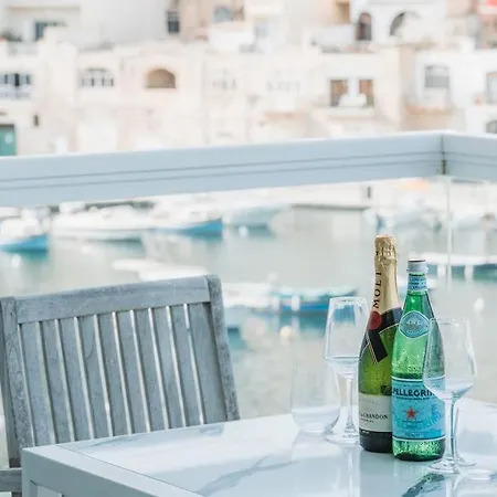 Luxury Sea View In Prime Location San Ġiljan